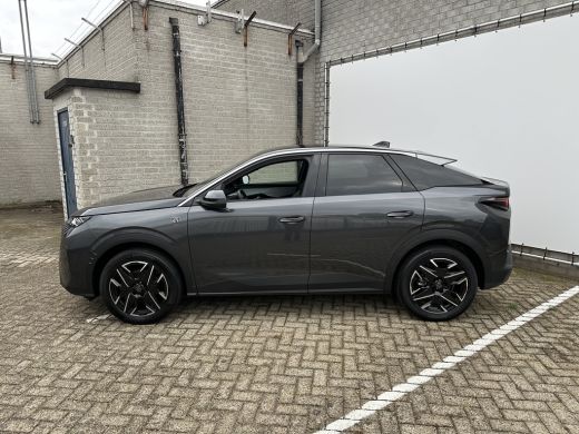 Peugeot 3008 1.2 Hybrid 136 GT | Achterbank in delen neerklapbaar | Achteruitrijcamera | Apple Carplay/Android... ActivLease financial lease