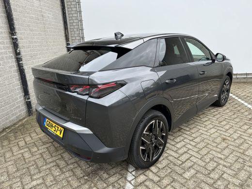 Peugeot 3008 1.2 Hybrid 136 GT | Achterbank in delen neerklapbaar | Achteruitrijcamera | Apple Carplay/Android... ActivLease financial lease