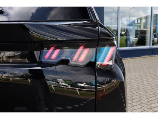 Peugeot 5008 1.2 Hybrid 136-PK Allure | Navigatie | Camera`s rondom | Carplay | 7-zitter | ACC | Climate ActivLease financial lease