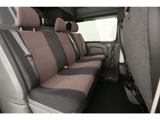 Peugeot Boxer 335 2.2 BlueHDi L3H2 | 140PK | DC | Airco | Camera | Cruise | Navi | Parkeersensoren | Trekhaak ActivLease financial lease