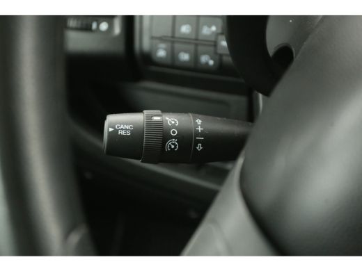 Peugeot Boxer 335 2.2 BlueHDi L3H2 | 140PK | DC | Airco | Camera | Cruise | Navi | Parkeersensoren | Trekhaak ActivLease financial lease