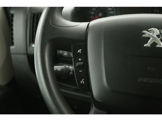 Peugeot Boxer 335 2.2 BlueHDi L3H2 | 140PK | DC | Airco | Camera | Cruise | Navi | Parkeersensoren | Trekhaak ActivLease financial lease