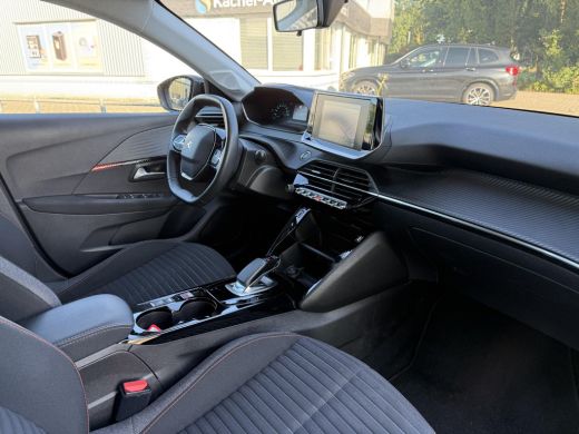 Peugeot e-208 EV Aut. Active Pack 50 kWh | Navi | Carplay | Stoel Verwarming | Cruise Control | ActivLease financial lease