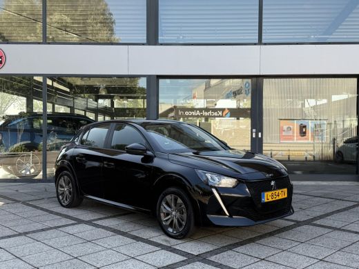 Peugeot e-208 EV Aut. Active Pack 50 kWh | Navi | Carplay | Stoel Verwarming | Cruise Control | ActivLease financial lease