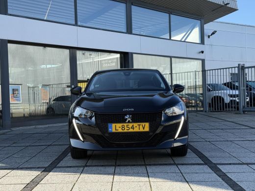 Peugeot e-208 EV Aut. Active Pack 50 kWh | Navi | Carplay | Stoel Verwarming | Cruise Control | ActivLease financial lease