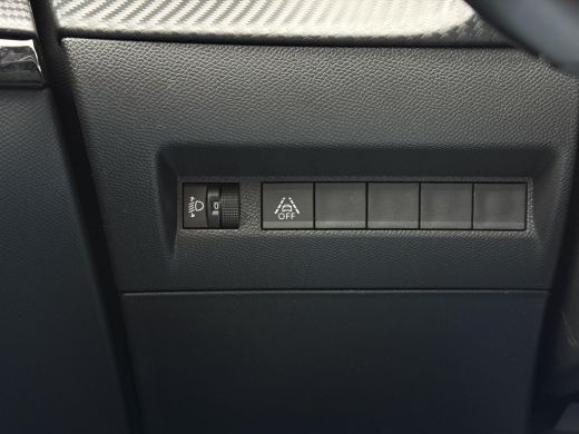 Peugeot e-208 EV Aut. Allure 50 kWh | Navi | Camera | Carplay | ActivLease financial lease