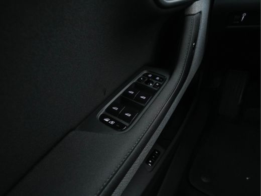 Polestar 2 Long Range Single Motor 78 kWh [ 3-Fase ] (INCL-BTW) *NAVI-FULLMAP | FULL-LED | KEYLESS | CAMERA ... ActivLease financial lease