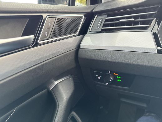 Volkswagen Passat Variant 1.4 TSI PHEV GTE Business | 218 pk | Pano Dak | Trekhaak | IQ Light | ActivLease financial lease