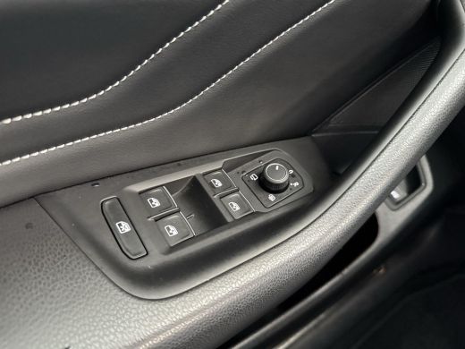 Volkswagen Passat Variant 1.4 TSI PHEV GTE Business | 218 pk | Pano Dak | Trekhaak | IQ Light | ActivLease financial lease