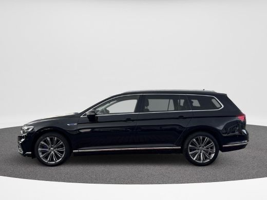 Volkswagen Passat Variant 1.4 TSI PHEV GTE Business | 218 pk | Pano Dak | Trekhaak | IQ Light | ActivLease financial lease