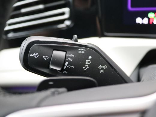 Volkswagen Tiguan 1.5 eHybrid Elegance 204PK DSG Matrix-LED, Trekhaak, Verwarmbare voorruit, Stoelmasssage, 360gr. ... ActivLease financial lease