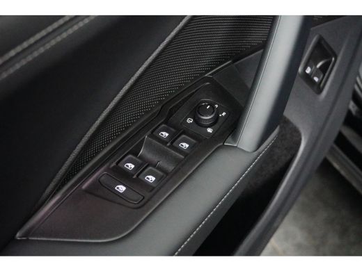 Volkswagen Tiguan Life 1.5 e-Hybrid 204PK | Achteruitrijcamera | Lichtmetalen velgen 18" | Trekhaak elektrisch uitk... ActivLease financial lease