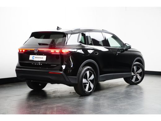 Volkswagen Tiguan Life 1.5 e-Hybrid 204PK | Achteruitrijcamera | Lichtmetalen velgen 18" | Trekhaak elektrisch uitk... ActivLease financial lease