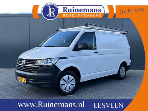Volkswagen Transporter 2.0 TDI / L1H1 / 1e EIG. / IMPERIAAL / TREKHAAK / AIRCO / BIJRIJDERSBANK / PDC Volkswagen Transporter 2.0 TDI / L1H1 / 1e EIG. / IMPERIAAL / TREKHAAK / AIRCO / BIJRIJDERSBANK / PDC