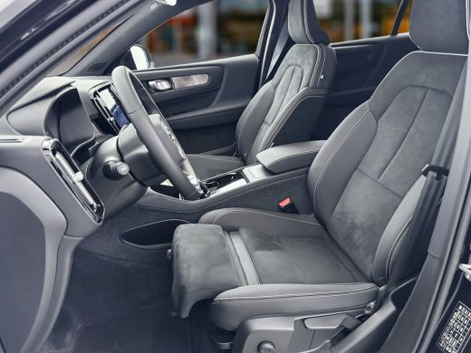 Volvo  C40 Single Motor Extended Range Plus | Leder/Nubuck | Getint glas | Trekhaak | Panoramadak | Adaptiev... ActivLease financial lease