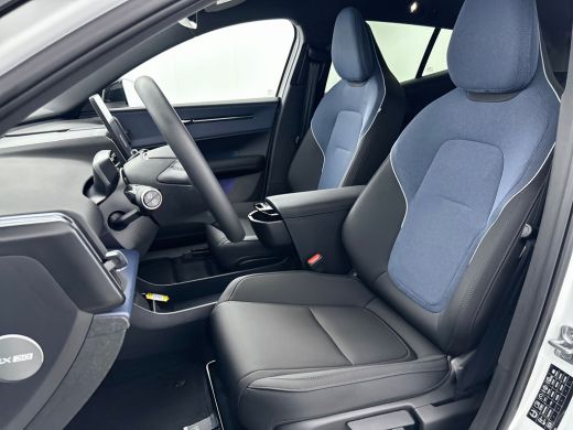 Volvo  EX30 Single Motor Extended Range | 20" | Stoel/stuurverwarming | Getint glas | Adaptieve cruise | BLIS... ActivLease financial lease