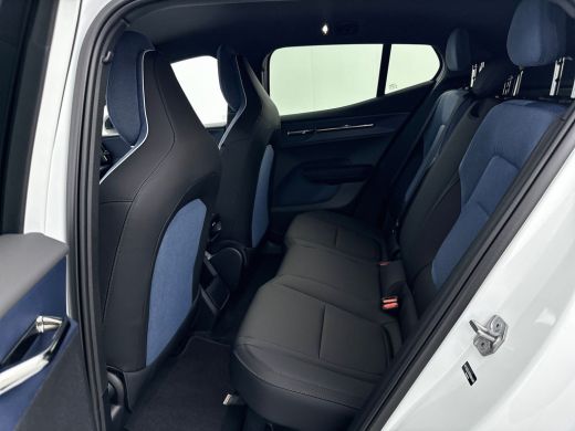 Volvo  EX30 Single Motor Extended Range | 20" | Stoel/stuurverwarming | Getint glas | Adaptieve cruise | BLIS... ActivLease financial lease