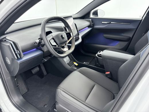 Volvo  EX30 Single Motor Extended Range | 20" | Stoel/stuurverwarming | Getint glas | Adaptieve cruise | BLIS... ActivLease financial lease