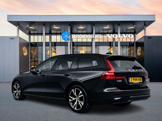 Volvo  V60 B4 Plus Dark 18' | Panoramadak | Trekhaak | Getint glas | Stoel/stuurverwarming | Elektr. verstel... ActivLease financial lease