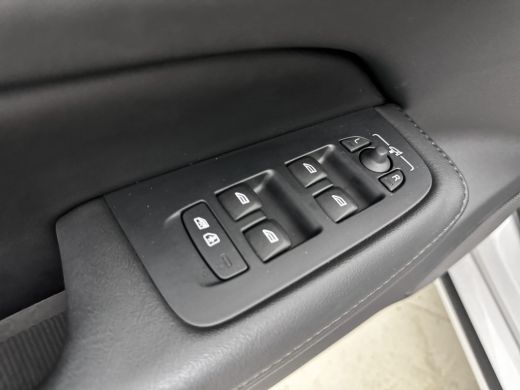 Volvo  V60 T6 Recharge Plus Bright Google | Long Range | 18" | Leder | Elektr. verst. stoelen | Adaptieve cr... ActivLease financial lease