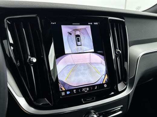 Volvo  V60 T6 Recharge Plus Dark 18" | Elektrisch verst. Sporstoelen | 360 Camera | Harman Kardon | Trekhaak... ActivLease financial lease