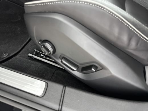 Volvo  V60 T6 Recharge Plus Dark 18" | Elektrisch verst. Sporstoelen | 360 Camera | Harman Kardon | Trekhaak... ActivLease financial lease