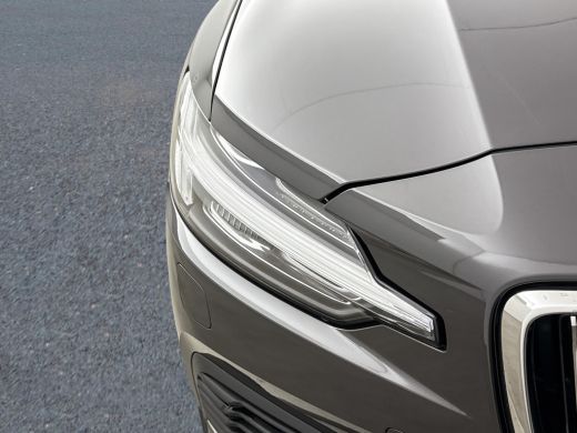 Volvo  V60 T6 Recharge Ultimate Bright 18" | Panoramadak | Blond Leder | Head-up | Elektr. verst. stoelen | ... ActivLease financial lease