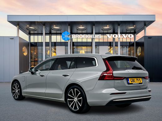 Volvo  V60 T6 Recharge Essential | 18" | Trekhaak | Stoel/stuurverwarming | Getint glas | Parkeerverwarming ... ActivLease financial lease