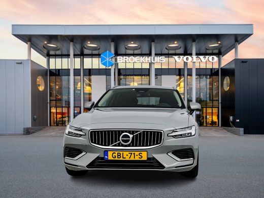 Volvo  V60 T6 Recharge Essential | 18" | Trekhaak | Stoel/stuurverwarming | Getint glas | Parkeerverwarming ... ActivLease financial lease