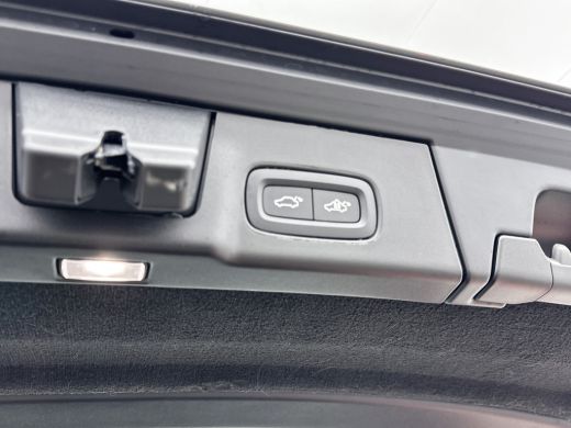 Volvo  V90 T6 Recharge Ultra Bright 20" | Nappa leder | Massage stoelen | 360 Camera | Trekhaak | Panoramada... ActivLease financial lease