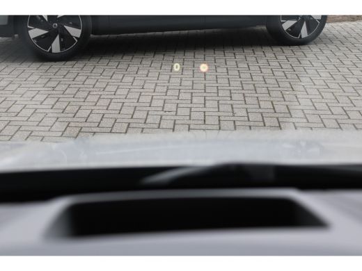 Volvo  V90 T8 Recharge Ultra Dark 20" | Luchtvering | Sportstoelen | Trekhaak | 360 Camera | Getint glas | P... ActivLease financial lease
