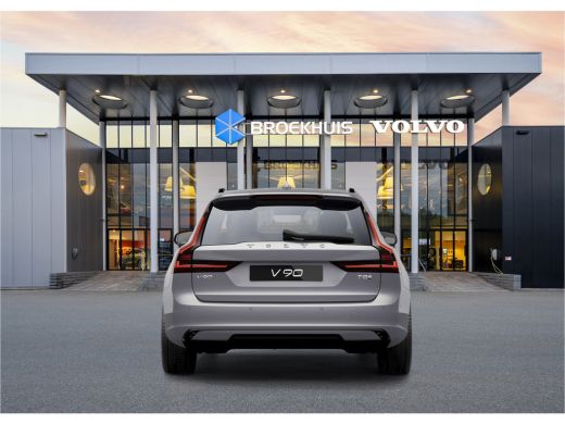 Volvo  V90 T8 Recharge Ultra Dark 20" | Luchtvering | Sportstoelen | Trekhaak | 360 Camera | Getint glas | P... ActivLease financial lease