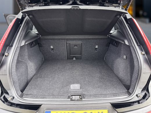 Volvo  XC40 T4 Recharge Inscription Expression 19" | Trekhaak | Parkeercamera | Stoel/stuurverwarming | Keyle... ActivLease financial lease