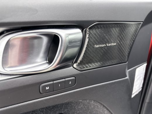 Volvo  XC40 T4 Recharge R-Design Expression 19' | Panoramadak | 360 Camera | Harman Kardon | Stuur/stoelverwa... ActivLease financial lease