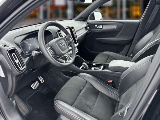 Volvo  XC40 T4 Recharge R-Design Leder/Nubuck | Adaptieve cruise | BLIS | Parkeercamera | Stoel/stuurverwarming ActivLease financial lease