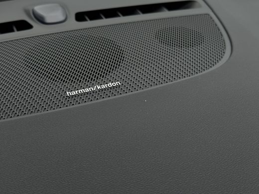 Volvo  XC40 2.0 B4 Plus Dark | Harman/Kardon | Pilot Assist | Trekhaak | Camera | ActivLease financial lease