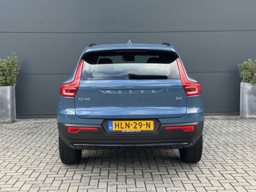 Volvo  XC40 2.0 B4 Plus Dark | Harman/Kardon | Pilot Assist | Trekhaak | Camera | ActivLease financial lease