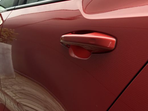 Volvo  XC40 1.5 T3 R-Design | Pilot Assist | Camera | BLIS | Keyless | ActivLease financial lease