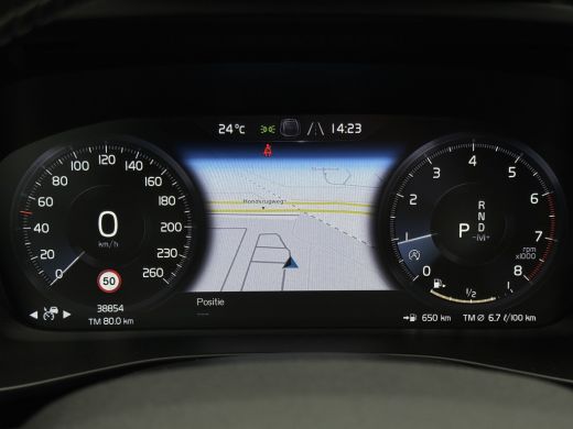 Volvo  XC40 1.5 T3 R-Design | Pilot Assist | Camera | BLIS | Keyless | ActivLease financial lease