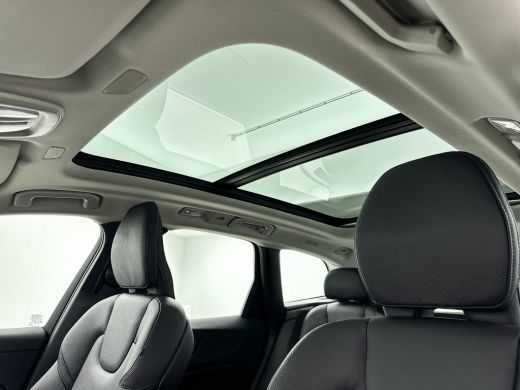 Volvo  XC60 T6 Recharge Ultimate Bright | 21" | Luchtvering | Panoramadak | Head-up | Harman Kardon | Elektr... ActivLease financial lease