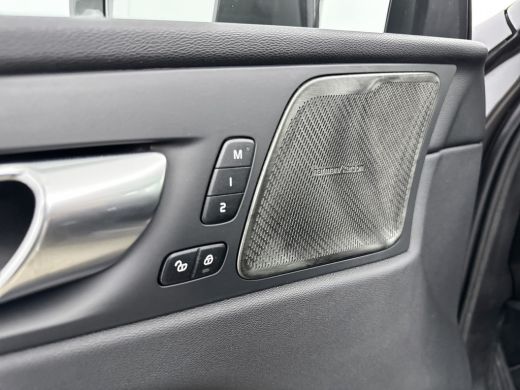 Volvo  XC60 T6 Recharge Ultimate Bright | 21" | Luchtvering | Panoramadak | Head-up | Harman Kardon | Elektr... ActivLease financial lease