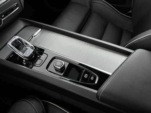 Volvo  XC60 T8 Recharge Plus Black Edition 21" | Head-up | Harman Kardon | 360 Camera | Panoramadak | Elektr... ActivLease financial lease