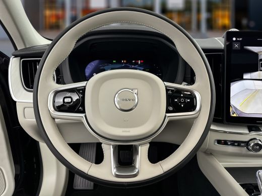 Volvo  XC60 T8 Recharge Ultra Dark Facelift | Full options | Heico selected level | Heico diffuser en spacers ActivLease financial lease