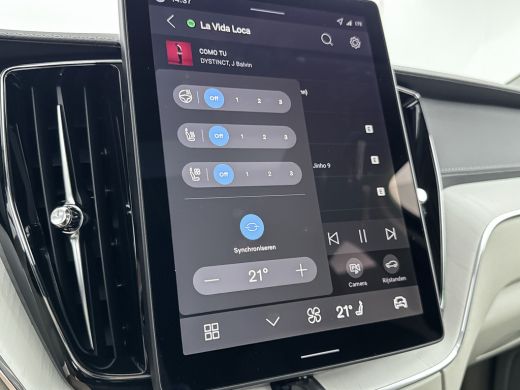 Volvo  XC60 T8 Recharge Ultra Dark Facelift | Full options | Heico selected level | Heico diffuser en spacers ActivLease financial lease