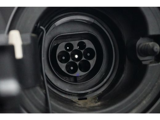 Volvo  XC90 2.0 T8 Plug-in hybrid AWD Ultra Dark | Stoelventilatie & Massage | Luchtvering | Panoramisch Schu... ActivLease financial lease