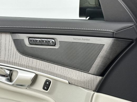Volvo  XC90 T8 Recharge Ultra Dark Facelift | 21" | Geventileerd Nappa Leder | Massagestoelen | 360 Camera | ... ActivLease financial lease