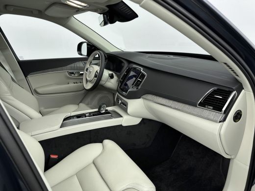 Volvo  XC90 T8 Recharge AWD Plus Dark | Leder | Pilot Assist | BLIS | Harman Kardon | Stoel/stuurverwarming |... ActivLease financial lease
