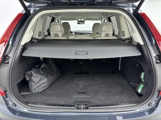 Volvo  XC90 T8 Recharge AWD Plus Dark | Leder | Pilot Assist | BLIS | Harman Kardon | Stoel/stuurverwarming |... ActivLease financial lease