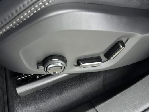 Volvo  XC90 T8 Recharge 2-fase laden | Heico Diffusor | 22" | Luchtvering | B&W | Nappa leder | Stoelmassage ... ActivLease financial lease