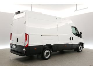Iveco Daily 35S16V 2.3 352 L2H2 | 157PK | 3500kg Trekgew. | Automaat | Airco | Parkeersensoren | 3 Persoons